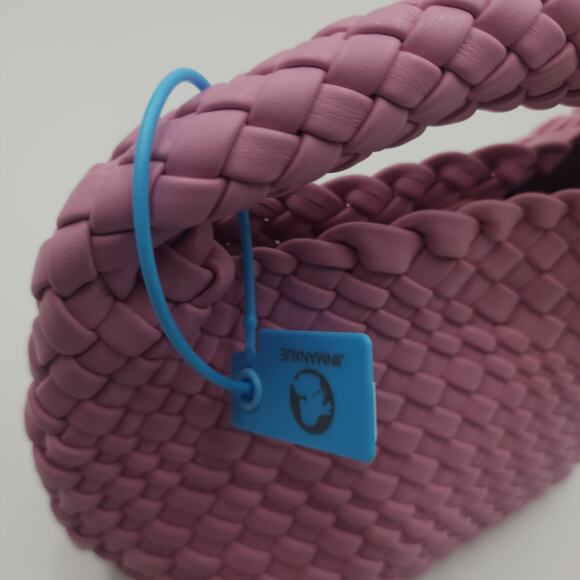 JINMANXUE Small Hand Woven Shoulder Crossbody Bag in Mauve - Picture 11 of 12